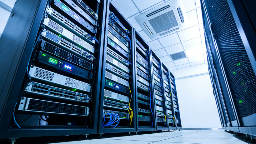 工业计算机机房图,工业一体机,工业平板电脑,国产工控机